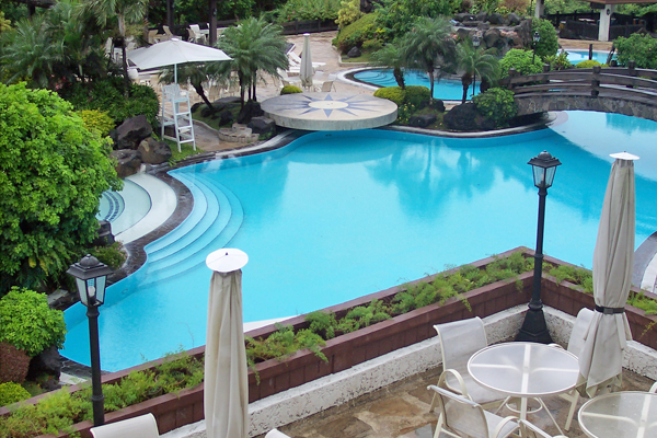 Serene Pool Concrete swimming Pool Resort / Lagoon Design scotch egg